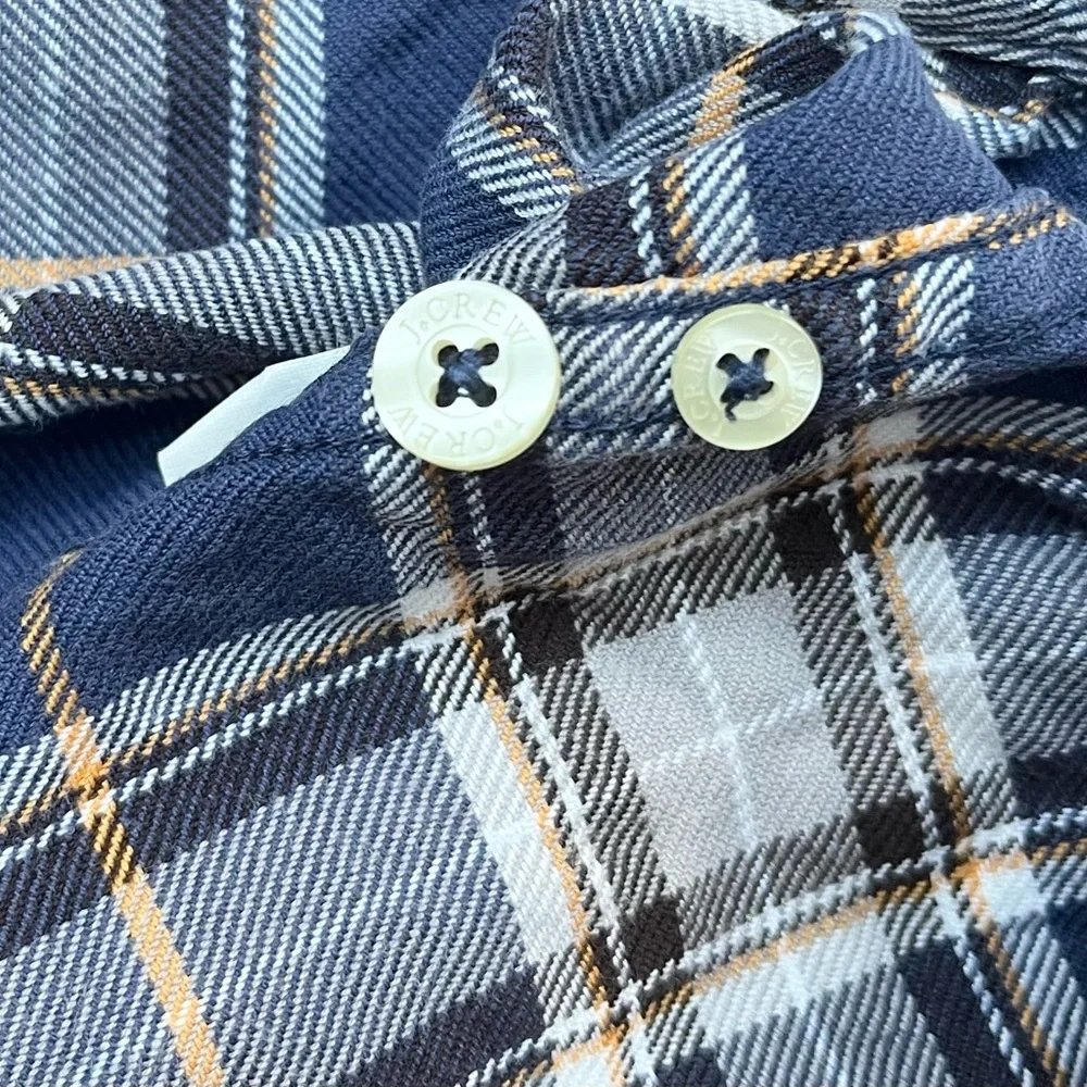 J. Crew Men’s Cotton Plaid Button Down Long Sleeved Shirt Blue/White Size Large
